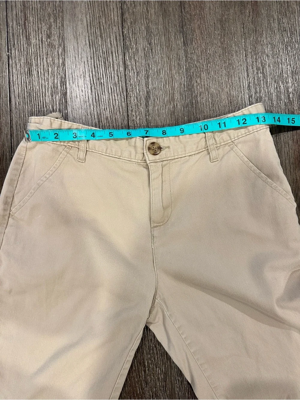 Two pairs Old Navy khaki uniform Bermuda length shorts - girls - Back-to-School